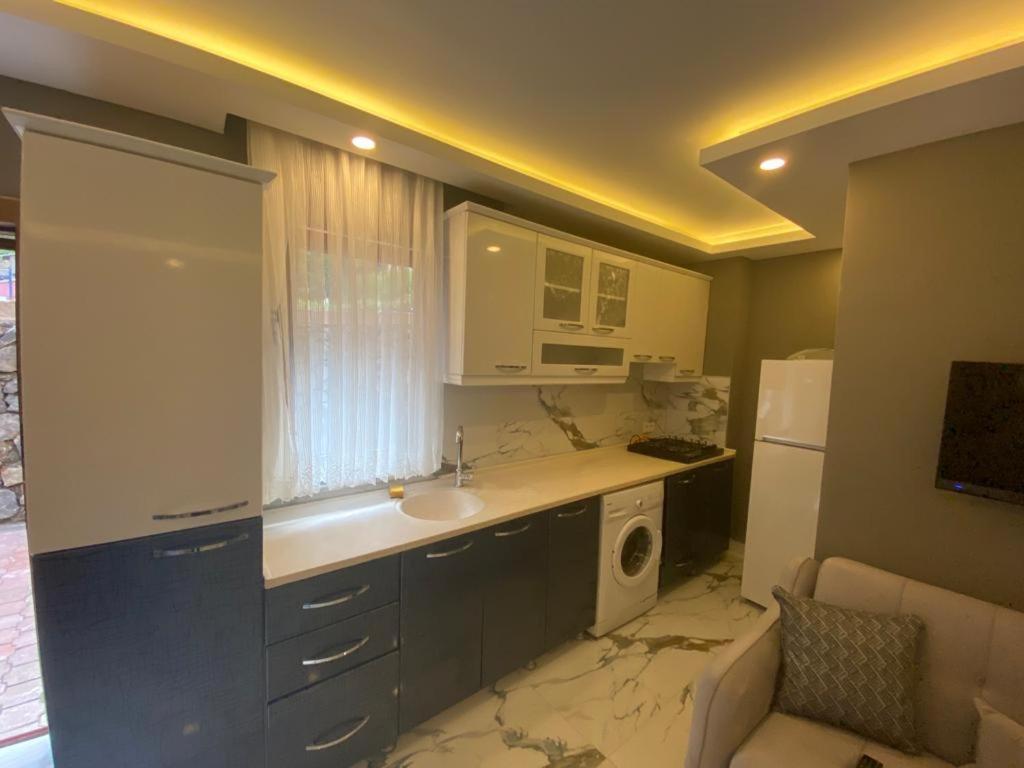 Talipoglu Apart Aparthotel Узунгьол Екстериор снимка